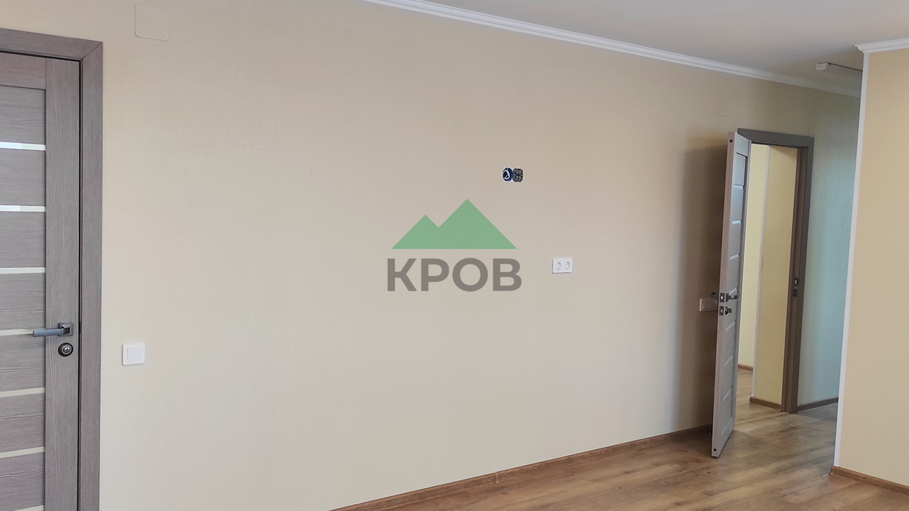стена под телевизор в каркасном доме